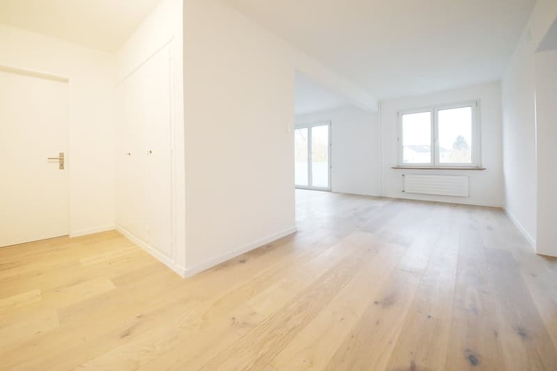 Modern, renovated 3.5-room apartment with balcony in a quiet location (6)