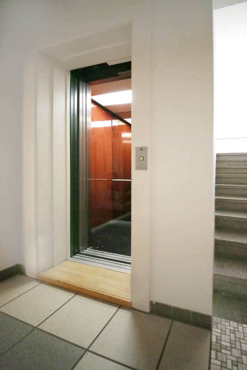 Charming 3.5-room apartment / old building with 2 balconies, quiet location, Wiedikon (14)