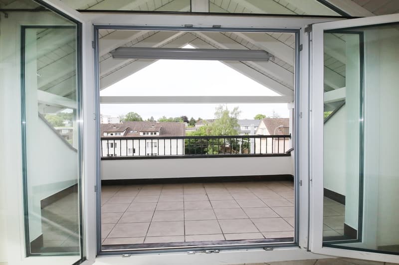 Appartamento mansardato curato e rinnovato (86 m2) con terrazza (10 m2) (4)