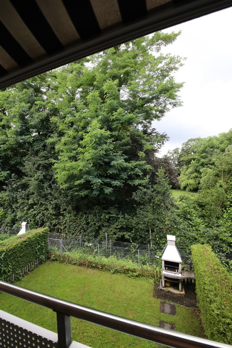 Gepflegte 3-Zimmer-Wohnung mit grossem Balkon Blick ins Grüne (9)