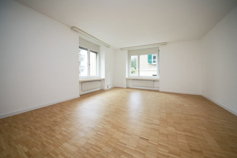Gepflegte 3.5-Zimmer-Wohnung, 78 m2, im 1. OG, an ruhiger Lage, Kreis 3 (1)