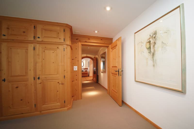 3.5-Zimmer-Top-Wohnung (115 m2) in charmantem Chalet mit Sauna - Klosters Platz (8)