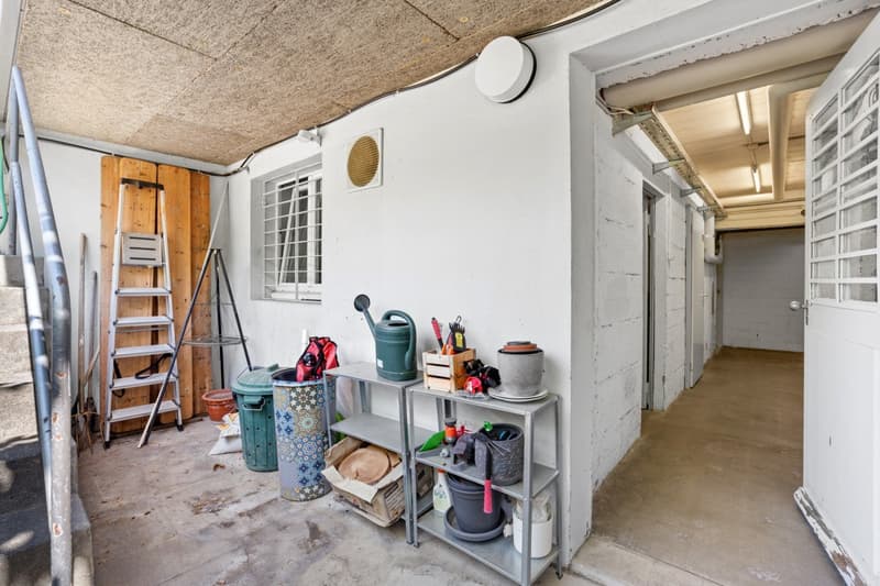 Casa multifamiliare affascinante su Riehenring a Basilea (8)
