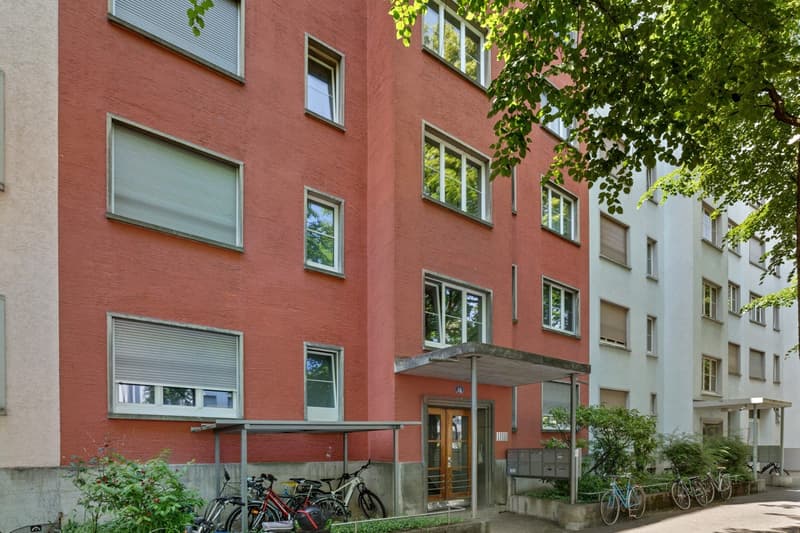 Casa multifamiliare affascinante su Riehenring a Basilea (1)