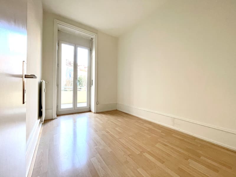 L1810-42101 Schlafzimmer 1