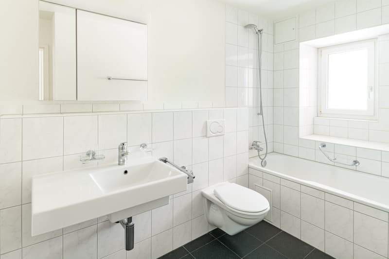 Grosse 3.5-Zimmerwohnung ca. 84m2 - Ruhig - Nähe ÖV (6)
