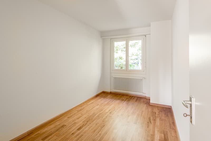 Renovierte 4-Zimmerwohnung 80m2 an ruhiger und zentraler Lage (11)