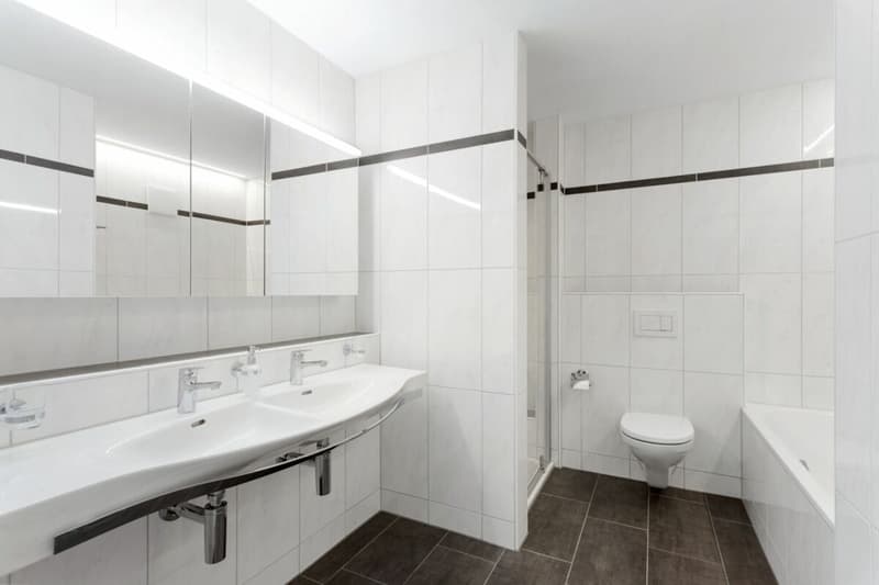 For sale on Bleichelistr. 5 in Bühler, near Teufen: 3.5 room first occupancy apartment with generous layout on the 1st floor. (7)