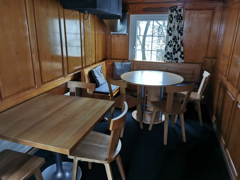Zu verkaufen oder zu vermietenvoll vermietetes Wohnhaus mit Restaurant im Zentrum von Herisau ! (3)