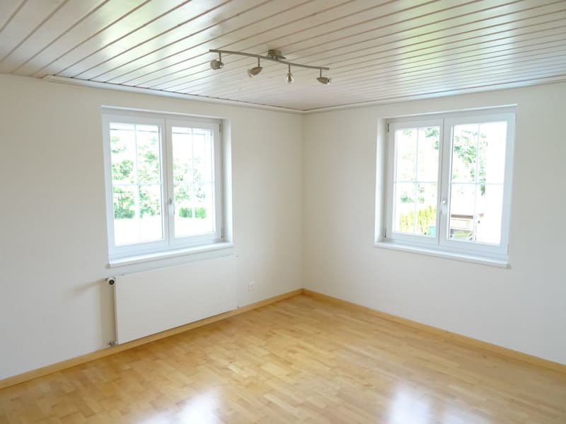 Zu vermieten in 9542 Münchwilen: 5½ Zi.-Wohnung ! (3)