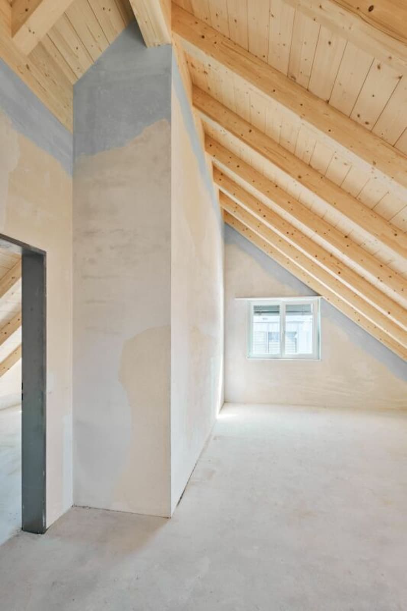 6 1/2-Zimmer-Doppeleinfamilienhaus mit nutzbarer Landfläche (5)