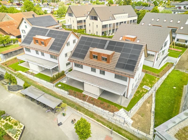 Casa a schiera 6 1/2 locali con terreno utilizzabile (5)