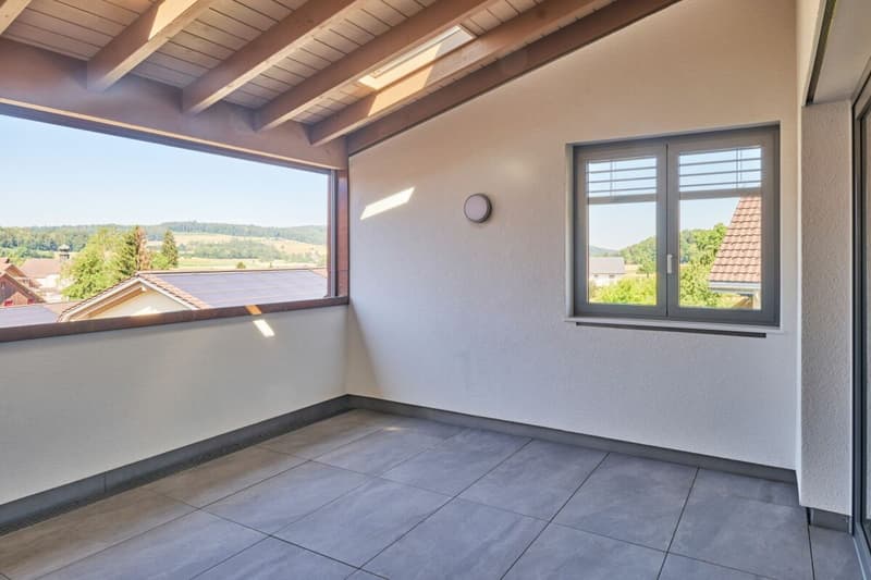 3.5-Zimmer-Dachwohnung mit geräumigem Estrich (16)