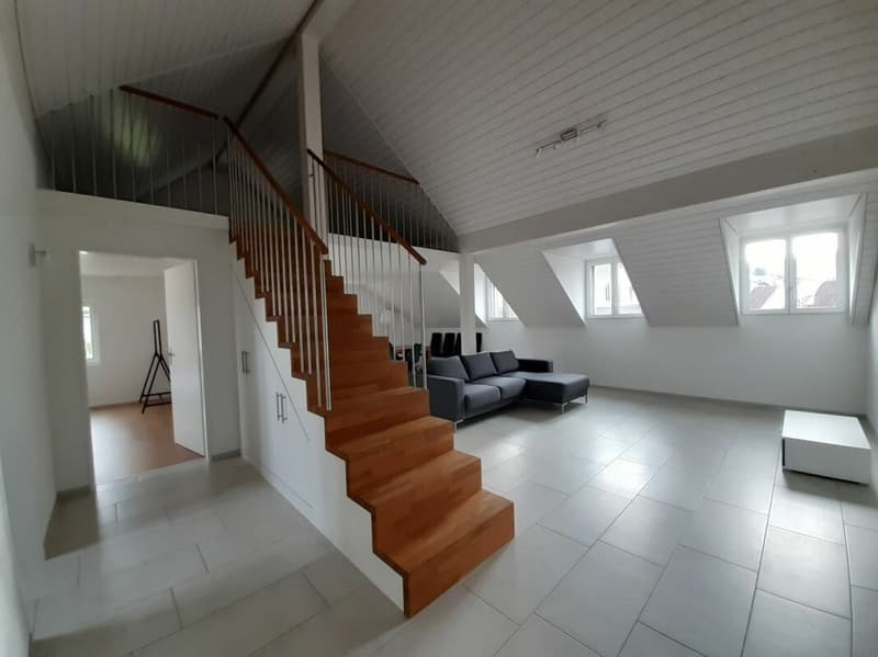 2 1/2 pièces appartement mansardé avec galerie (4)
