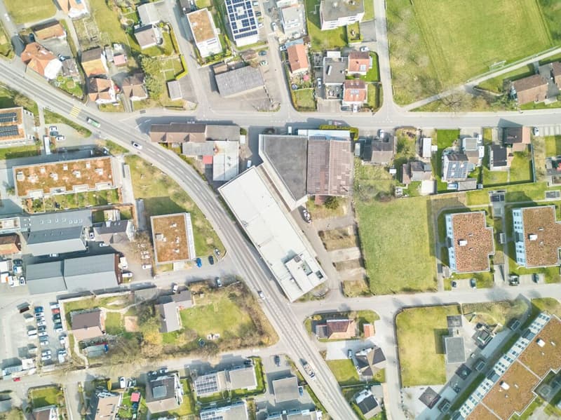 Gewerbe- und Lagergebäude GB7 (6)