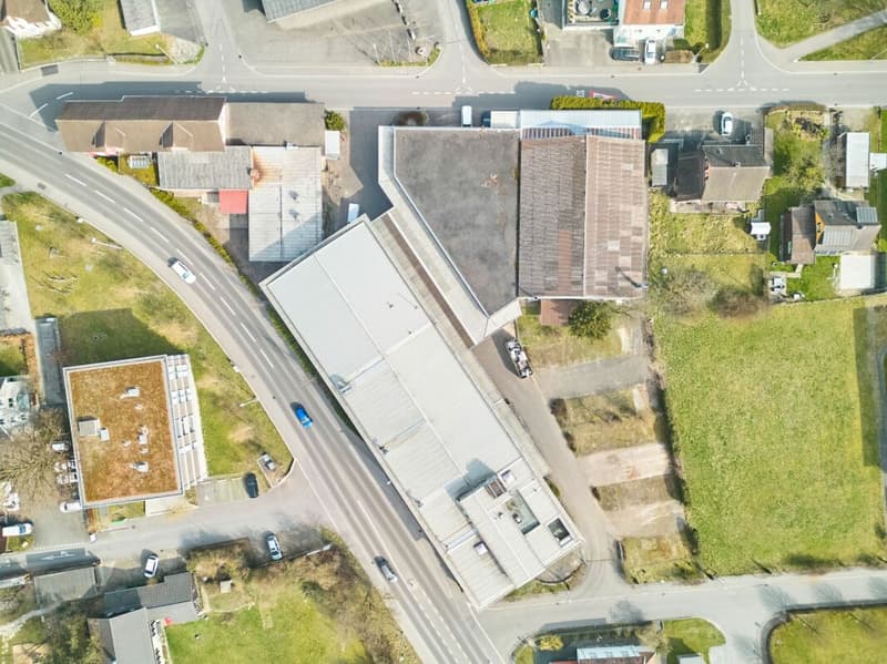 Gewerbe- und Lagergebäude GB7 (9)