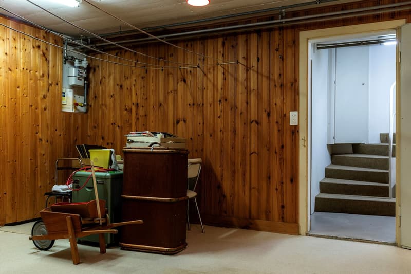 Large single-family house with double garage on Bruderholz (16)