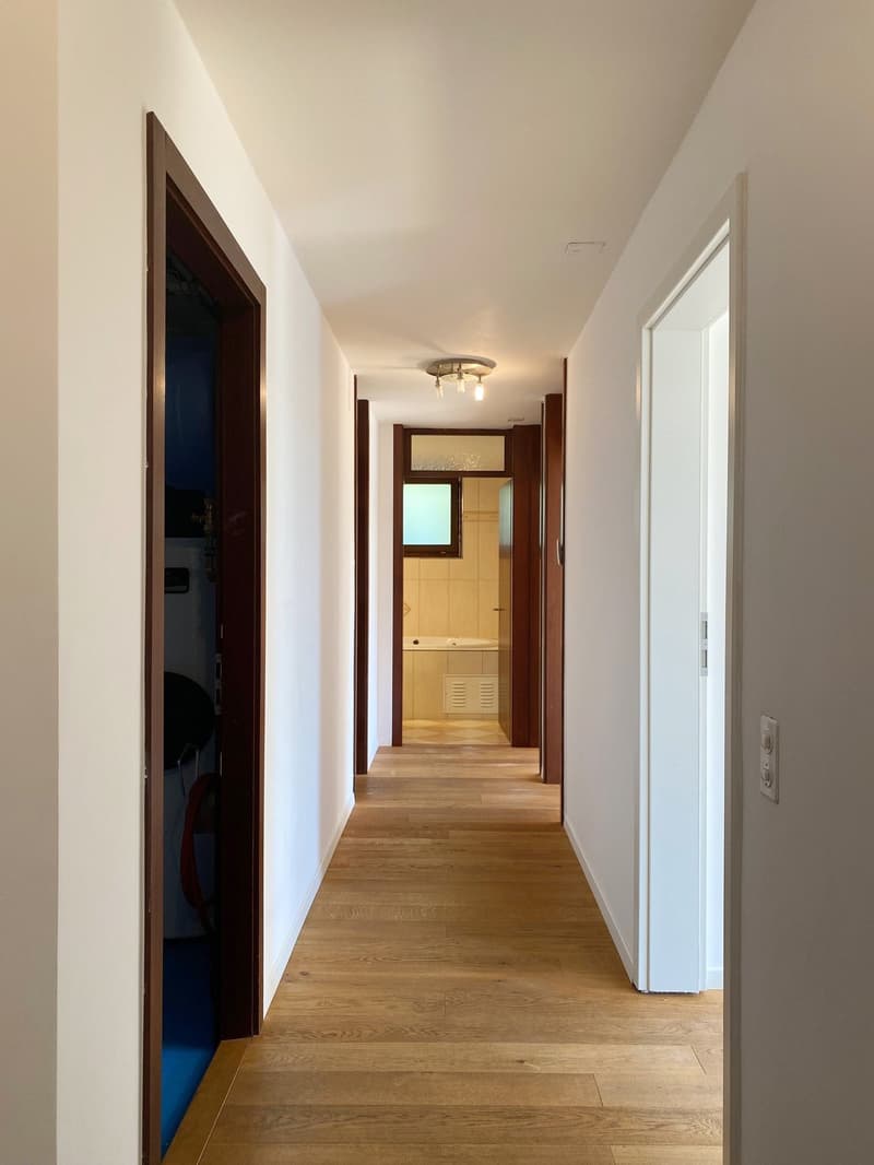 Freistehendes Einfamilienhaus mit spektakulärer Aussicht (8)