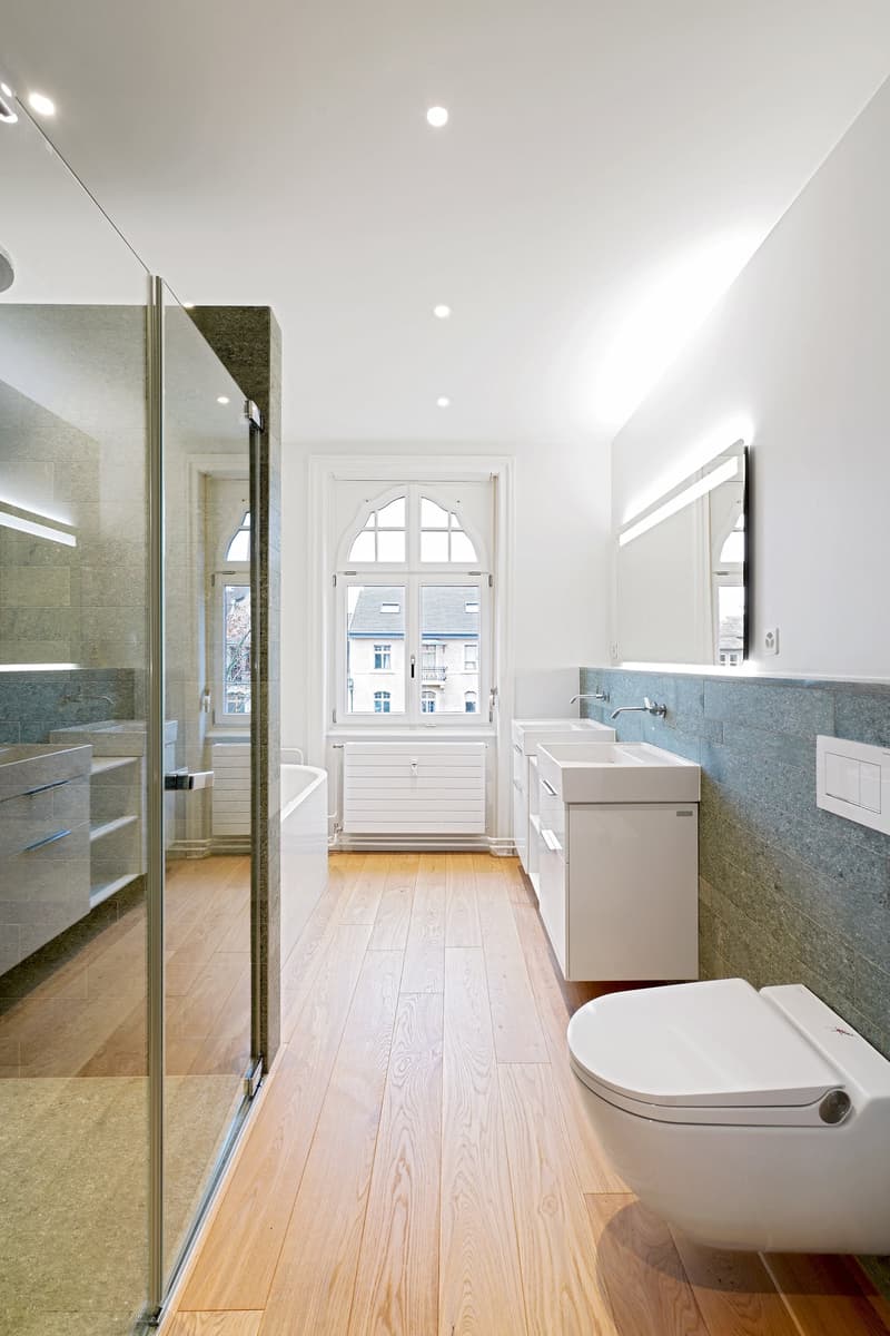 Appartement rénové avec soin dans la Delsbergerallee (7)