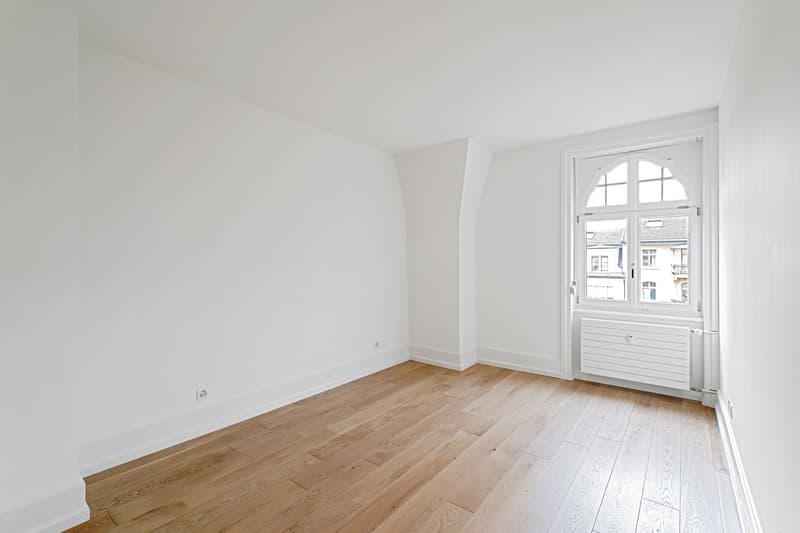 Appartement rénové avec soin dans la Delsbergerallee (5)