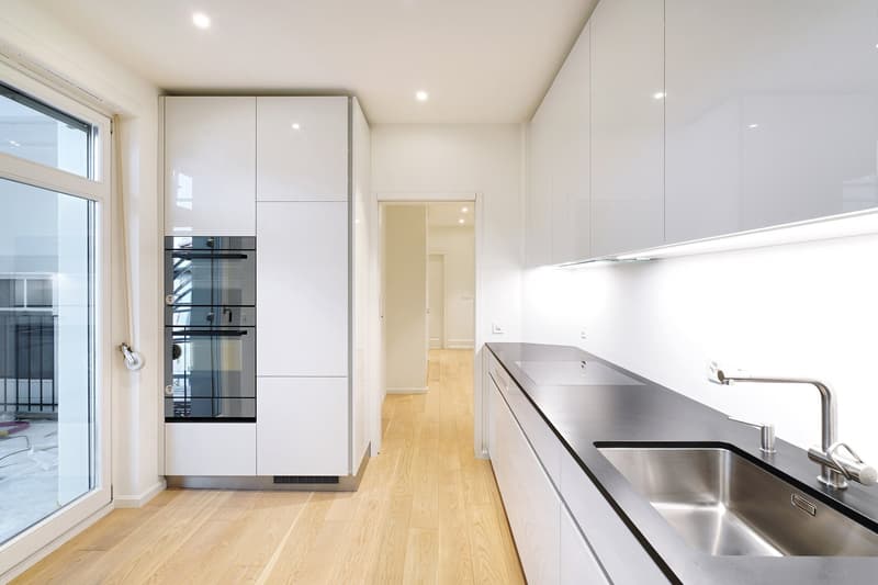 Appartement rénové avec soin dans la Delsbergerallee (2)