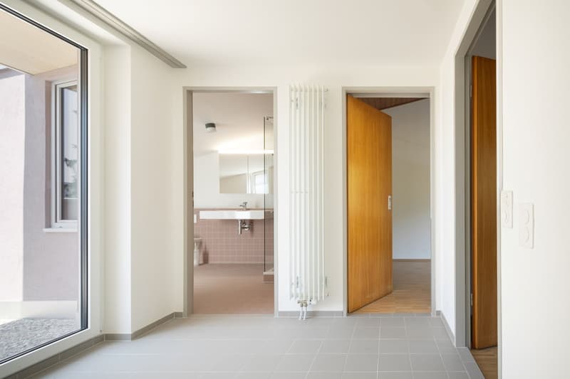 Casa unifamiliare indipendente con piscina e garage doppio (9)