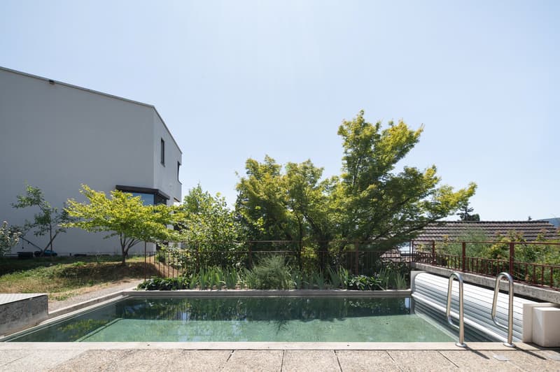Casa unifamiliare indipendente con piscina e garage doppio (3)