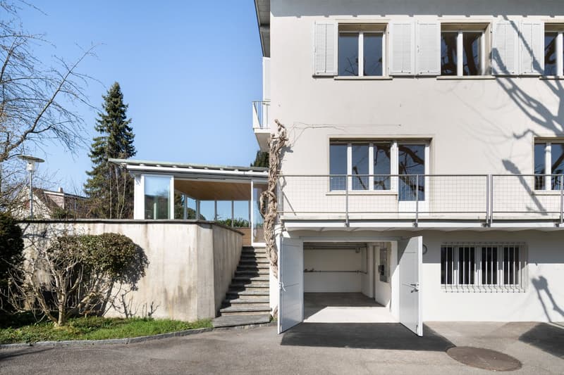 Grosszügiges Einfamilienhaus mit viel Grün und Privatsphäre (13)