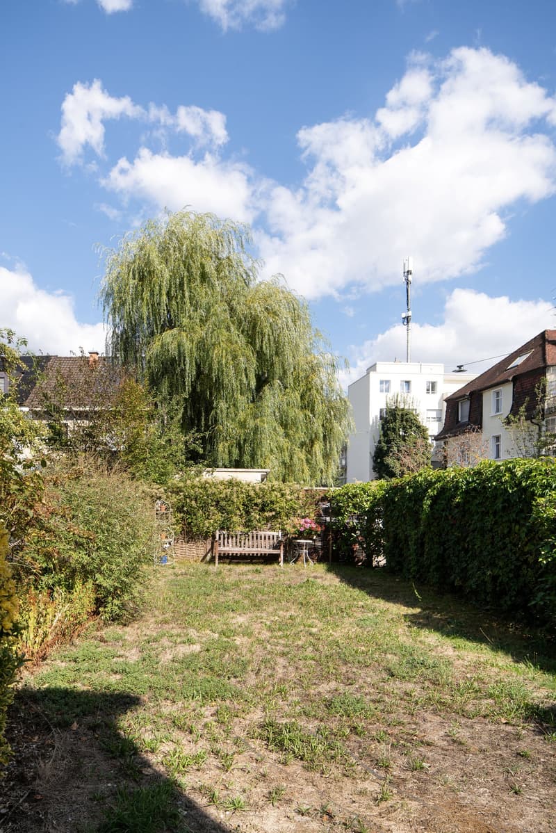 6-Zimmer-Einfamilienhaus mit grossem Garten im Neubadquartier (4)
