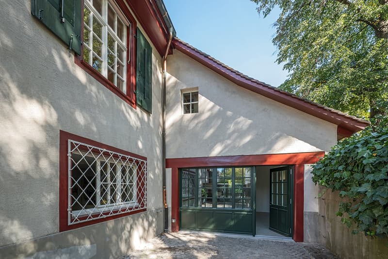 Ein Stück Basler Altstadtgeschichte - aussergewöhnliche Maisonette am Leonhardskirchplatz (2)