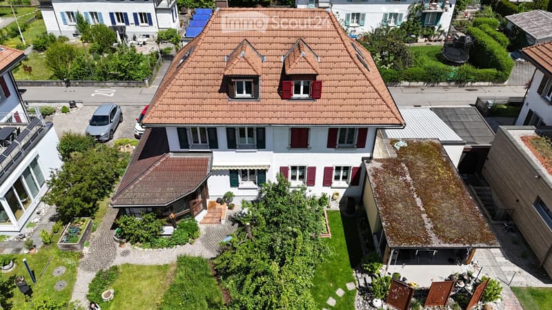 Südwestfassade mit Gartenbereich