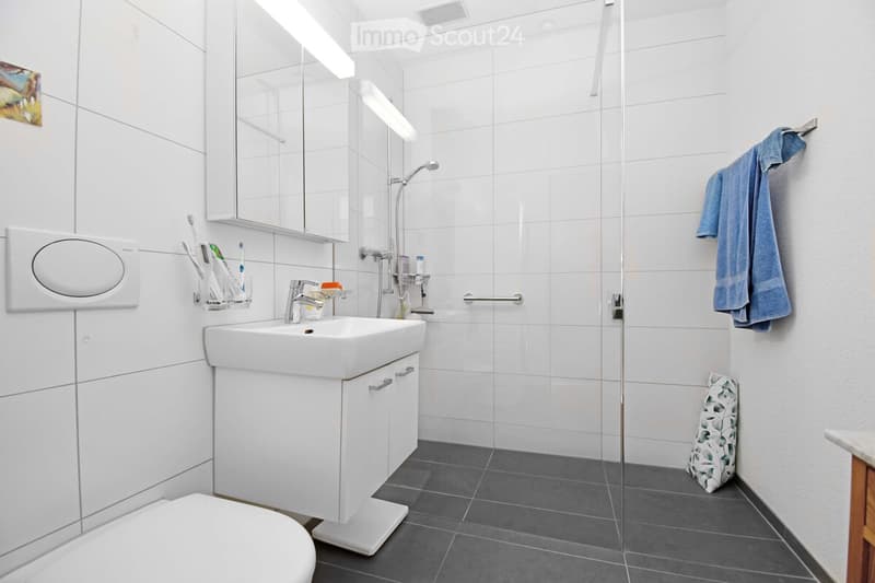 Badezimmer mit Waschturm