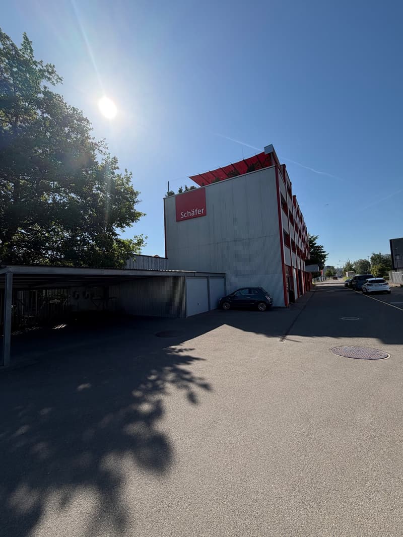 Attraktive Bürofläche in Dielsdorf (2)