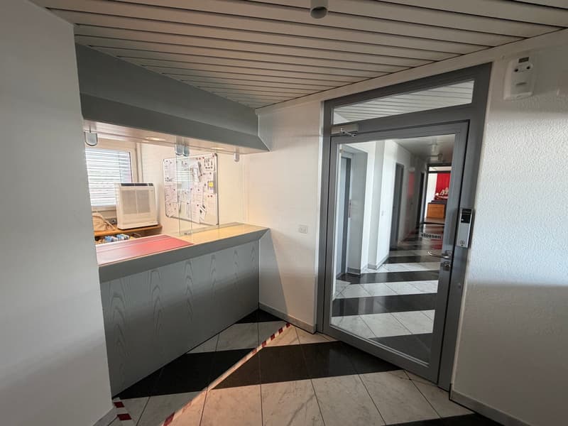 Attraktive Bürofläche in Dielsdorf (6)