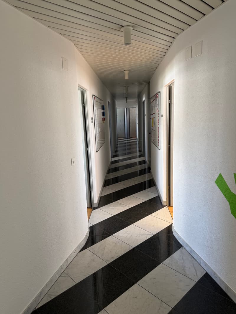 Attraktive Bürofläche in Dielsdorf (4)