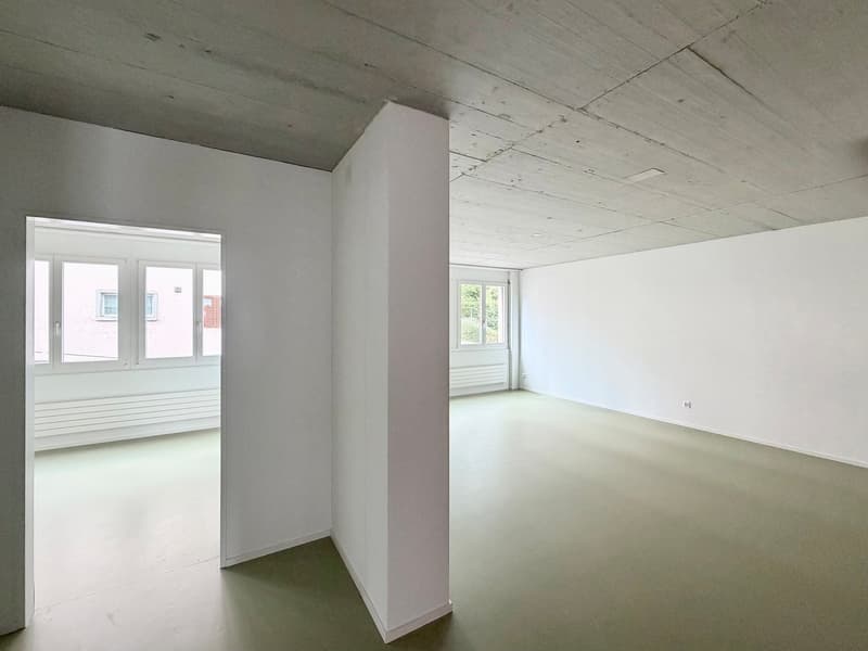 Erstvermietung 2-Zimmerwohnung an zentraler Lage in Dielsdorf (2)