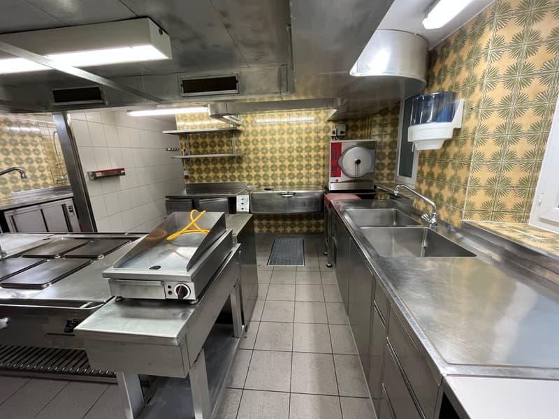 TRADITIONSREICHES RESTAURANT MIT VIEL CHARME (13)