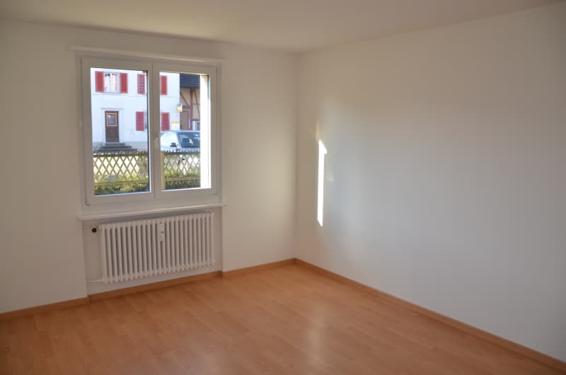 Zimmer mit Laminat