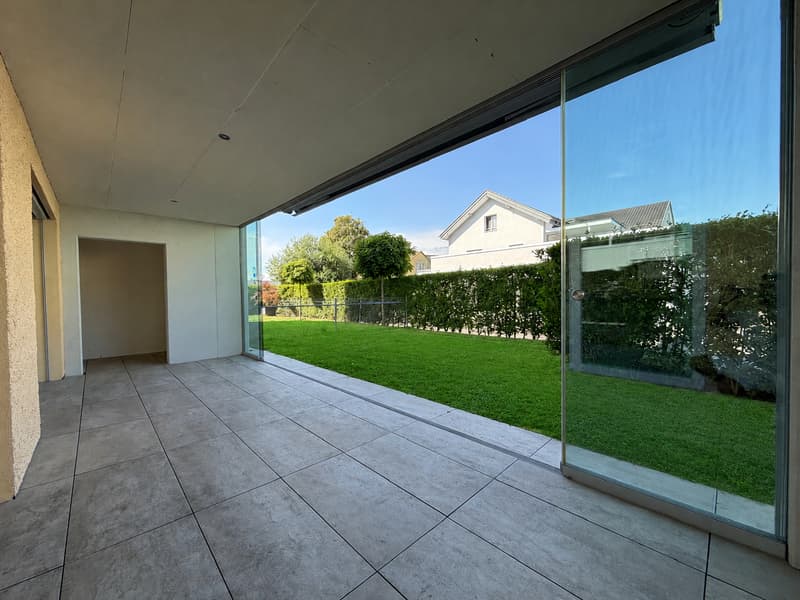 moderne 3.5-Zimmer-Wohnung mit sonnigem Sitzplatz, eigenem Rasenanteil und Waschturm (14)