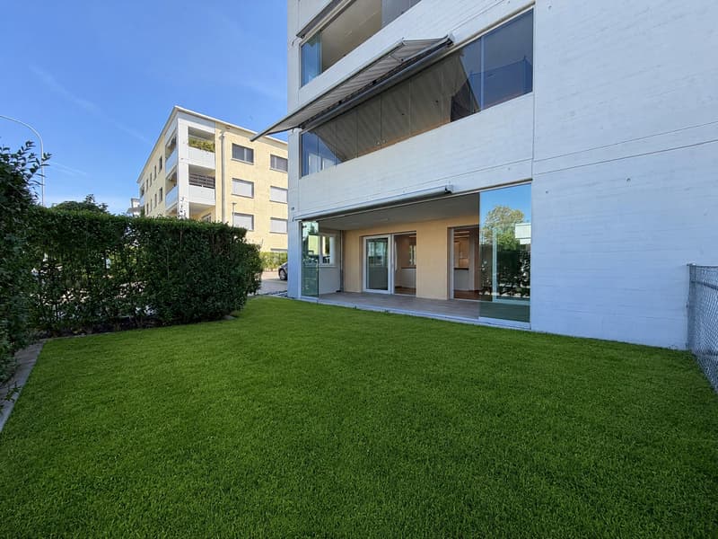 moderne 3.5-Zimmer-Wohnung mit sonnigem Sitzplatz, eigenem Rasenanteil und Waschturm (13)