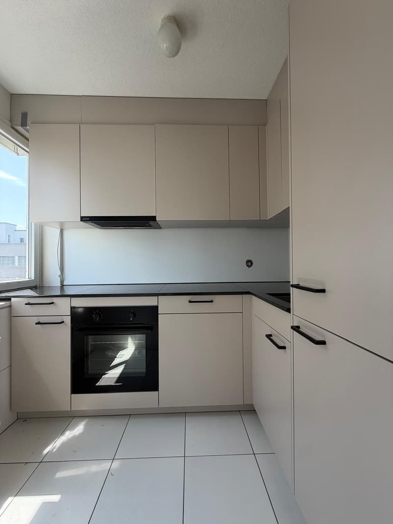 PREMIER LOYER APRÈS RÉNOVATION | Appartement 3,5 pièces en centre-ville (2)