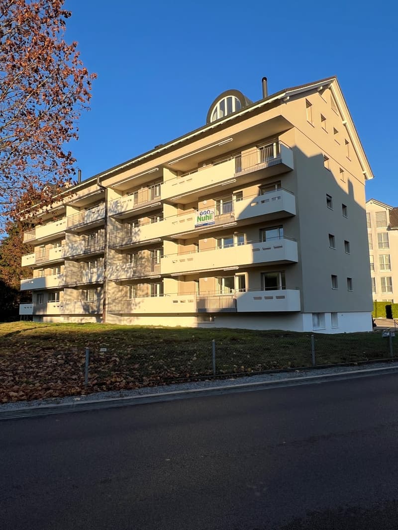 Ansicht saniertes Mehrfamilienhaus