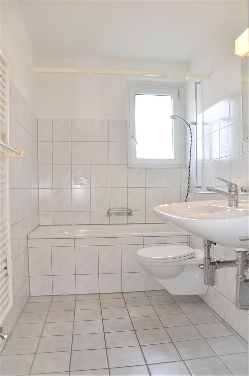 3-Zimmer-Wohnung mit Balkon an ruhiger Lage (6)
