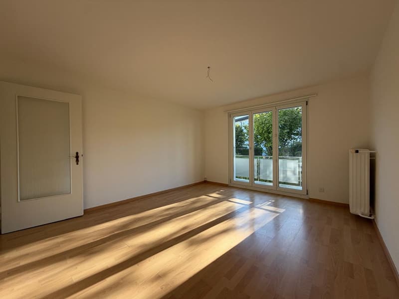 grosszügige 4-Zimmer-Wohnung mit sonnigem Balkon an ruhiger Lage (3)