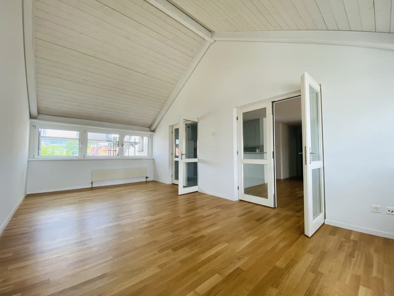 Grosszügige und helle Wohnung in familienfreundlichem Quartier (6)