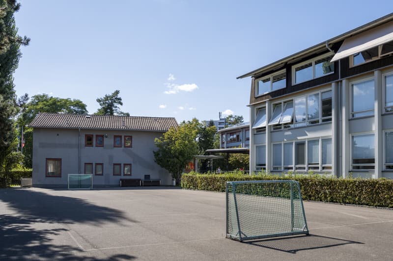 Schulen in der Nähe