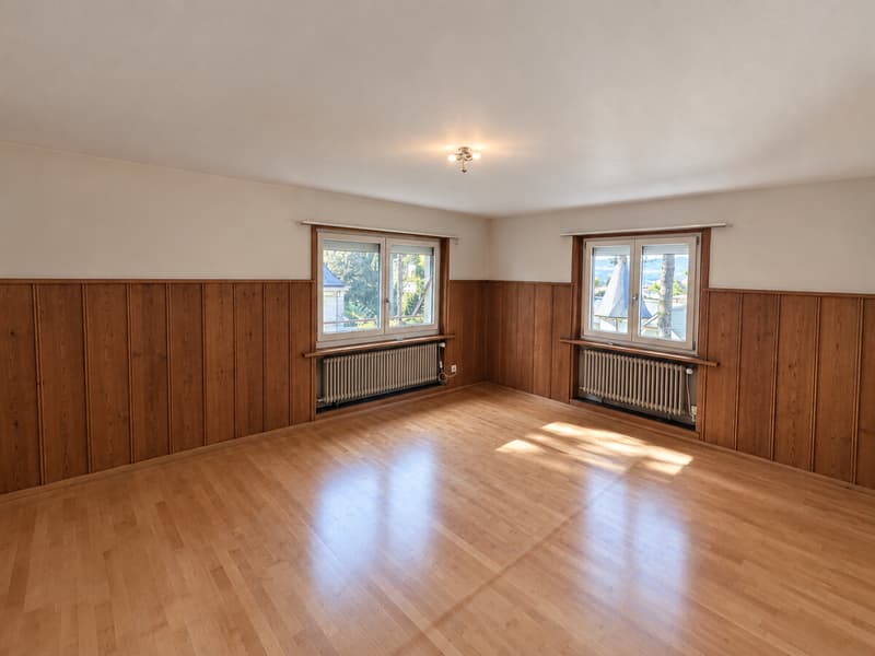 Nostalgische Villa mit einzigartigem Potenzial (3)
