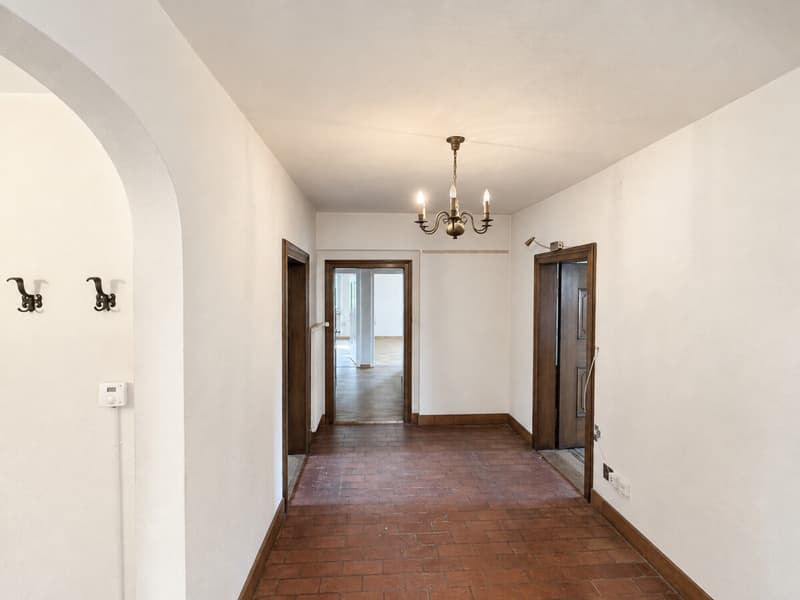 Nostalgische Villa mit einzigartigem Potenzial (5)