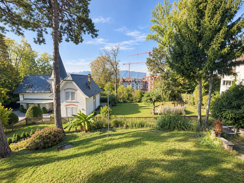 Nostalgische Villa mit einzigartigem Potenzial (9)
