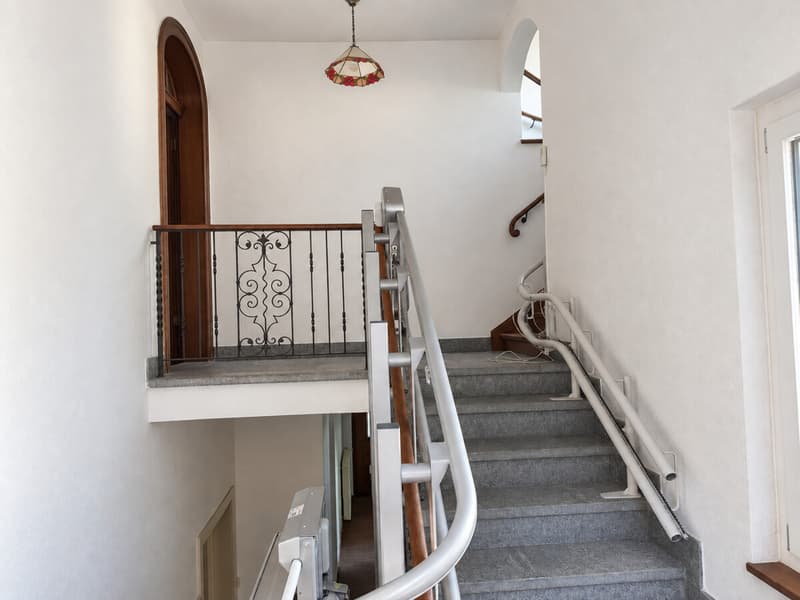 Nostalgische Villa mit einzigartigem Potenzial (12)